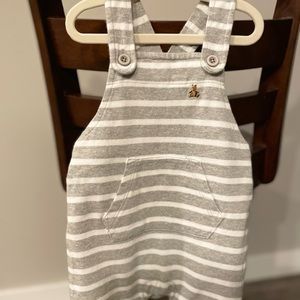 Gap baby grey/white overall shorts